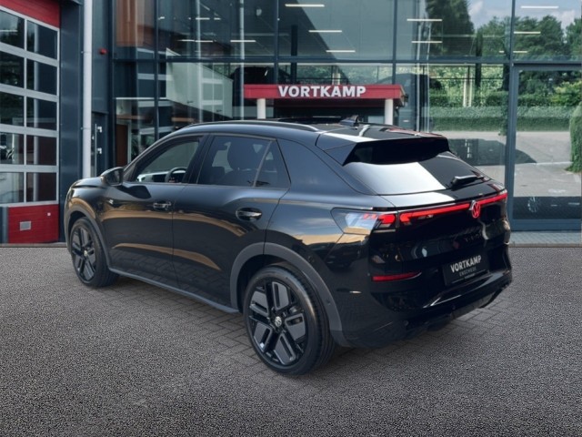 VOLKSWAGEN T-ROC 1.5 eTSI R-LINE TREKHAAK/PANO-DAK/CAMERA/ELEK-KLEP/IQ/ACC/STOELVERW, Vortkamp Enschede, Enschede