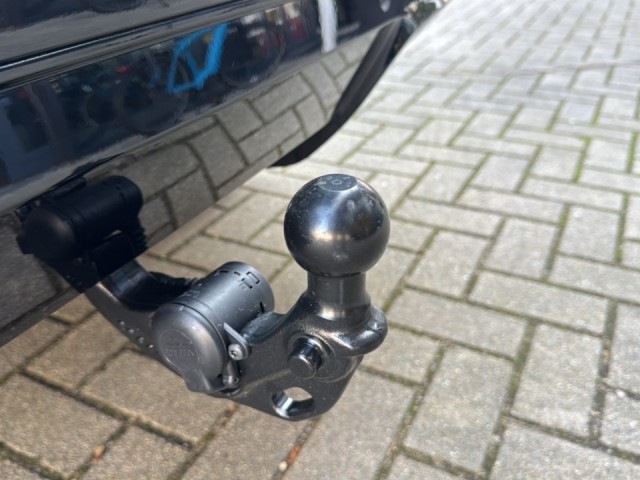 VOLKSWAGEN T-ROC 1.5 eTSI R-LINE TREKHAAK/PANO-DAK/CAMERA/ELEK-KLEP/IQ/ACC/STOELVERW, Vortkamp Enschede, Enschede