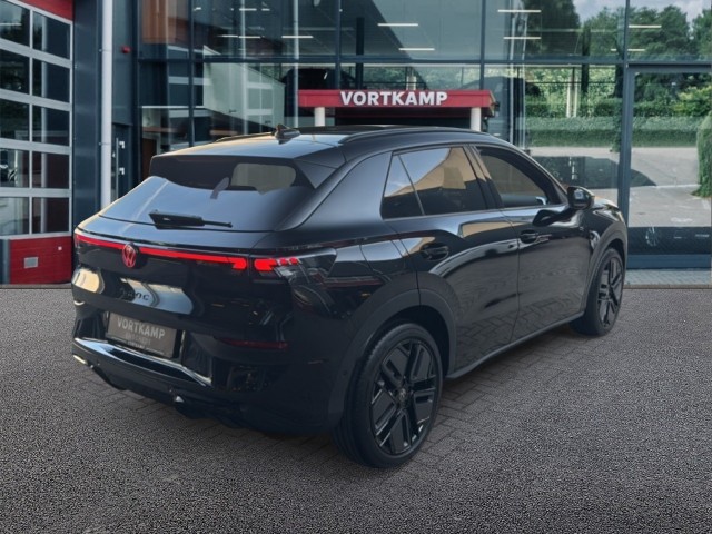 VOLKSWAGEN T-ROC 1.5 eTSI R-LINE TREKHAAK/PANO-DAK/CAMERA/ELEK-KLEP/IQ/ACC/STOELVERW, Vortkamp Enschede, Enschede