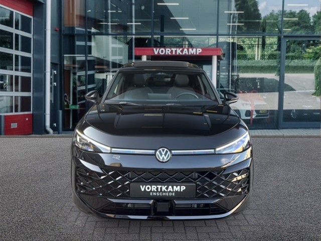 VOLKSWAGEN T-ROC 1.5 eTSI R-LINE TREKHAAK/PANO-DAK/CAMERA/ELEK-KLEP/IQ/ACC/STOELVERW, Vortkamp Enschede, Enschede