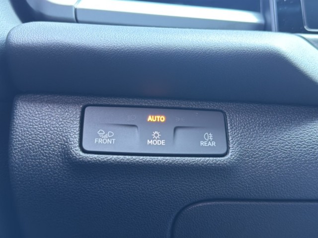 VOLKSWAGEN T-ROC 1.5 eTSI R-LINE TREKHAAK/PANO-DAK/CAMERA/ELEK-KLEP/IQ/ACC/STOELVERW, Vortkamp Enschede, Enschede