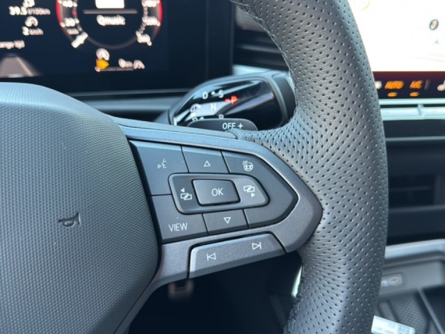 VOLKSWAGEN T-ROC 1.5 eTSI R-LINE TREKHAAK/PANO-DAK/CAMERA/ELEK-KLEP/IQ/ACC/STOELVERW, Vortkamp Enschede, Enschede