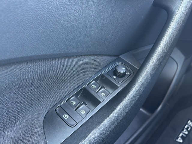 SKODA SCALA 1.0 TSI AMBITION PDC/CRUISE/STOELVERW/AIRCO/CARPLAY, Vortkamp Enschede, Enschede