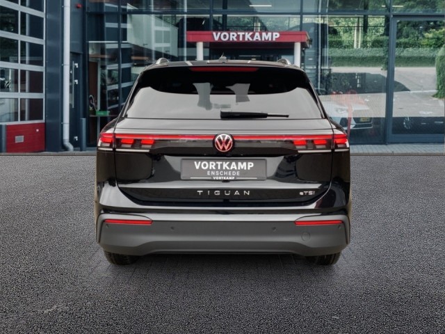 VOLKSWAGEN TIGUAN 1.5 eTSI LIFE TREKHAAK/ELEK-KLEP/ACC/CAMERA/STOEL+STUURVERW, Vortkamp Enschede, Enschede
