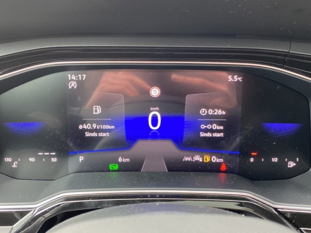 VOLKSWAGEN TAIGO 1.0 TSI DSG R-LINE BLACK STYLE PANO-DAK/CAMERA/IQ/STOELVERW/CARPLAY, Vortkamp Enschede, Enschede