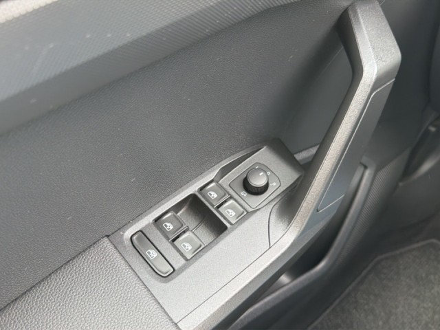 SEAT ARONA 1.0 TSI STYLE PDC/CRUISE/AIRCO/CARPLAY, Vortkamp Enschede, Enschede