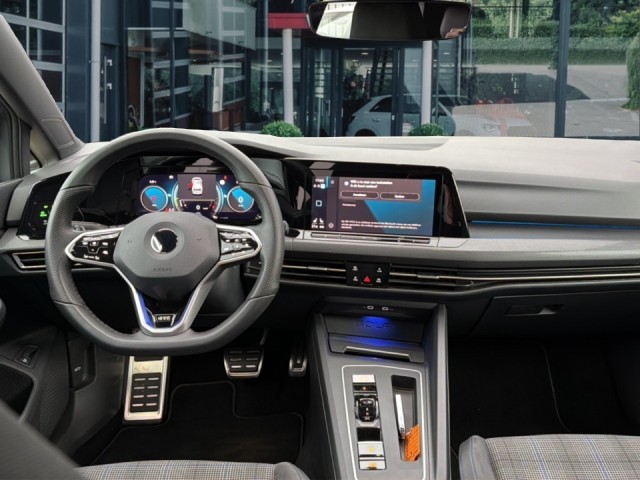 VOLKSWAGEN GOLF 1.4 TSI GTE CAMERA/ACC/STOEL+STUURVERW/NAVI/CARPLAY, Vortkamp Enschede, Enschede