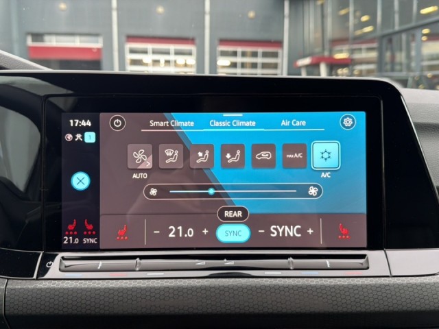 VOLKSWAGEN GOLF 1.4 TSI GTE CAMERA/ACC/STOEL+STUURVERW/NAVI/CARPLAY, Vortkamp Enschede, Enschede