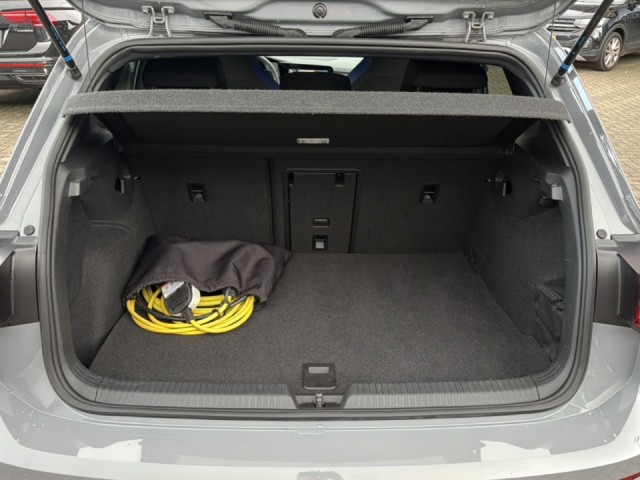 VOLKSWAGEN GOLF 1.4 TSI GTE CAMERA/ACC/STOEL+STUURVERW/NAVI/CARPLAY, Vortkamp Enschede, Enschede