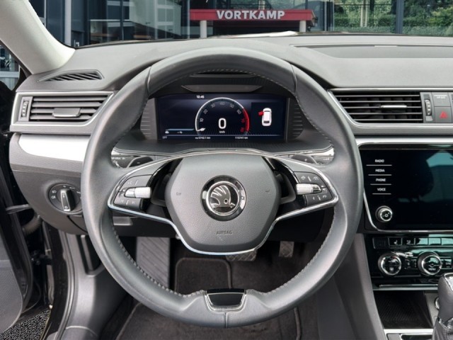 SKODA SUPERB 1.4 TSI iV AMBITION TREKHAAK/CRUISE/STOELVERW/NAVI/CARPLAY, Vortkamp Enschede, Enschede