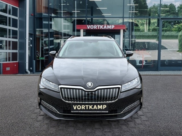 SKODA SUPERB 1.4 TSI iV AMBITION TREKHAAK/CRUISE/STOELVERW/NAVI/CARPLAY, Vortkamp Enschede, Enschede