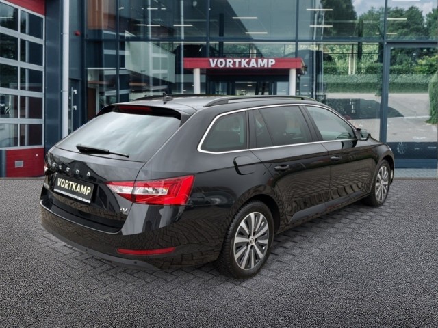 SKODA SUPERB 1.4 TSI iV AMBITION TREKHAAK/CRUISE/STOELVERW/NAVI/CARPLAY, Vortkamp Enschede, Enschede