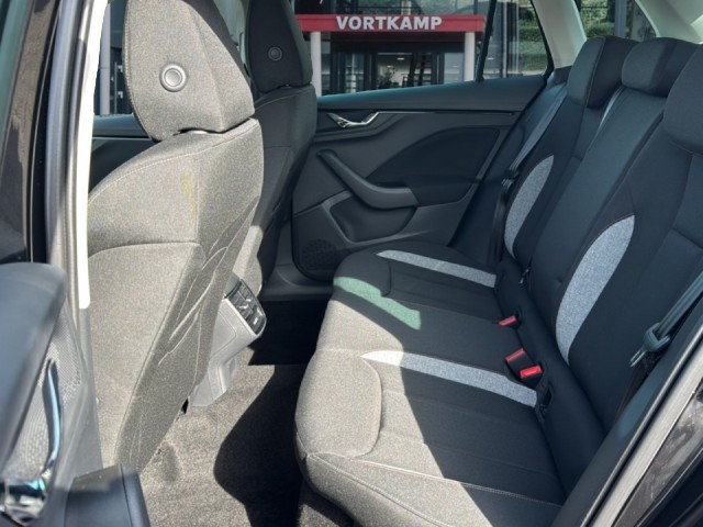 SKODA KAMIQ 1.0 TSI SELECTION TREKHAAK/CRUISE/STOELVERW/CARPLAY, Vortkamp Enschede, Enschede