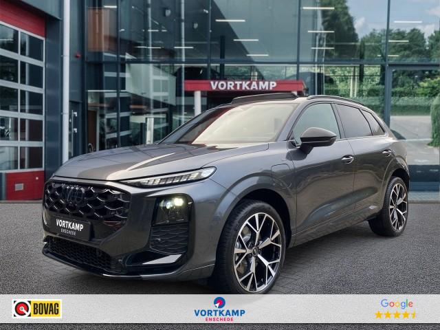 AUDI Q3 - 1.5 TFSI E-HYBRID 272PK S-LINE CAMERA/PANO-DAK/ELEK-KLEP/ACC/STOELVERW