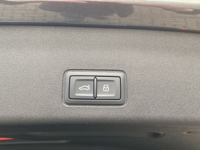 AUDI Q3 1.5 TFSI E-HYBRID S-LINE CAMERA/PANO-DAK/ACC/STOELVERW, Vortkamp Enschede, Enschede