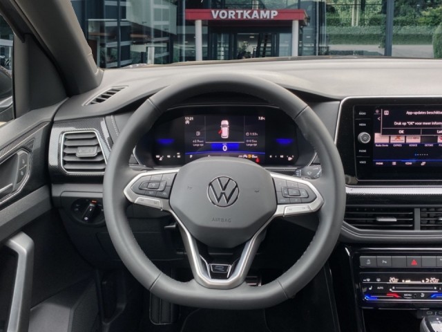 VOLKSWAGEN T-CROSS 1.5 TSI R-LINE TREKHAAK/CAMERA/IQ-LIGHT/ACC/STOELVERW/CARPLAY, Vortkamp Enschede, Enschede
