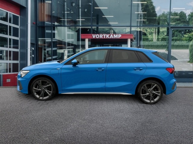 AUDI A3 1.4 TFSIe S-LINE CAMERA/ACC/LED/STOELVERW, Vortkamp Enschede, Enschede