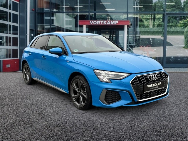 AUDI A3 1.4 TFSIe S-LINE CAMERA/ACC/LED/STOELVERW, Vortkamp Enschede, Enschede