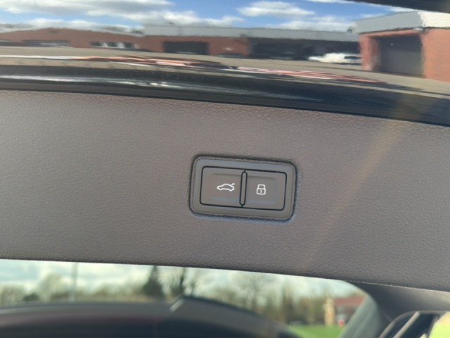 AUDI Q7 3.0 TDI QUATTRO S LINE TREKHAAK/LUCHTVERING/360CAM/ELEK-KLEP/ACC/HUD, Vortkamp Enschede, Enschede