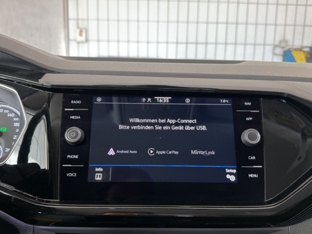 VOLKSWAGEN T-CROSS 1.0 TSI STYLE TREKHAAK/CAMERA/ACC/STOELVERW/NAVI/CARPLAY, Vortkamp Enschede, Enschede