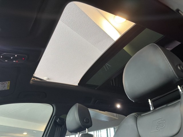 AUDI Q7 3.0 TFSIe QUATTRO S-LINE LUCHTVERING/PANO-DAK/CAMERA/MATRIX/ACC/AMBI-VERLICHT, Vortkamp Enschede, Enschede