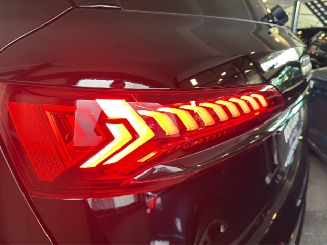AUDI Q7 3.0 TFSIe QUATTRO S-LINE LUCHTVERING/PANO-DAK/CAMERA/MATRIX/ACC/AMBI-VERLICHT, Vortkamp Enschede, Enschede