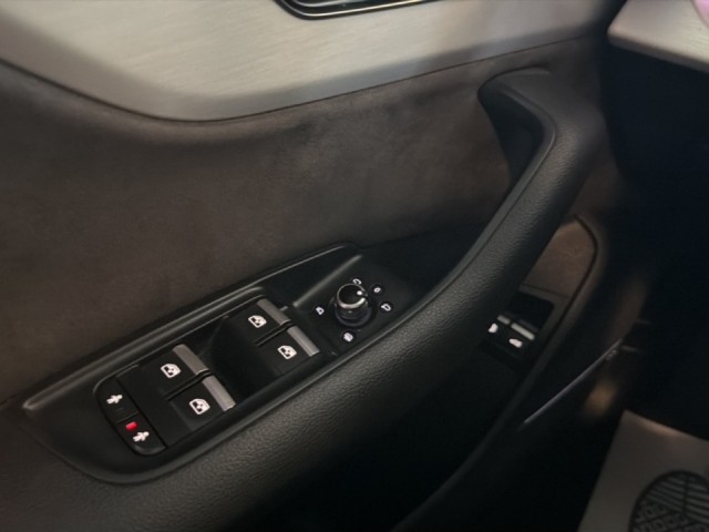 AUDI Q7 3.0 TFSIe QUATTRO S-LINE LUCHTVERING/PANO-DAK/CAMERA/MATRIX/ACC/AMBI-VERLICHT, Vortkamp Enschede, Enschede