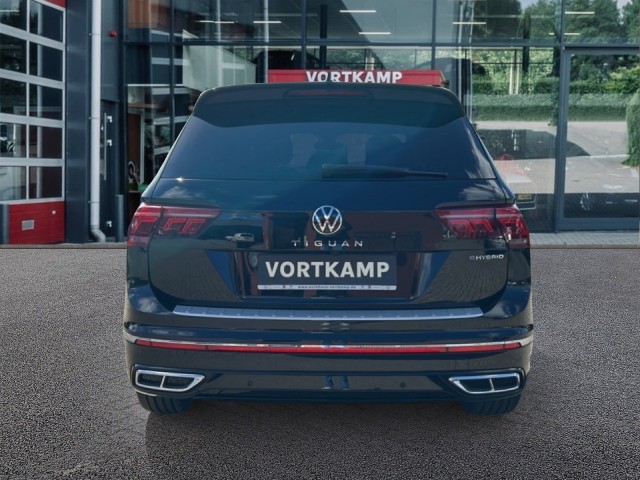 VOLKSWAGEN TIGUAN 1.4 TSI HYBRID R-LINE TREKHAAK/ELEK-KLEP/360CAM/IQ/ACC/STOEL+STUURVERW, Vortkamp Enschede, Enschede