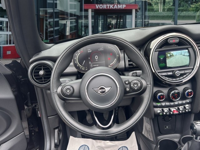 MINI CABRIO 1.5 COOPER CAMERA/DIG-DASH/LED/STOELVERW/NAVI/CARPLAY, Vortkamp Enschede, Enschede