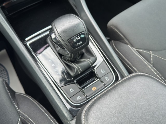 SKODA KAROQ 2.0 TSI DSG SPORTLINE 4X4 PANO-DAK/TREKHAAK/STANDKACHEL/CAMERA, Vortkamp Enschede, Enschede