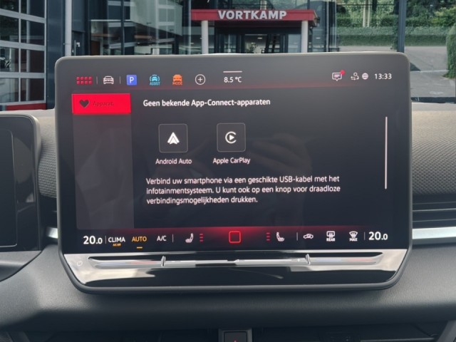 VOLKSWAGEN T-ROC 1.5 eTSI R-LINE BLACK STYLE TREKHAAK/ELEK-KLEP/CAMERA/ACC/STOELVERW, Vortkamp Enschede, Enschede