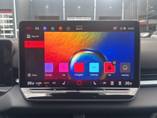 VOLKSWAGEN T-ROC 1.5 eTSI R-LINE BLACK STYLE TREKHAAK/ELEK-KLEP/CAMERA/ACC/STOELVERW, Vortkamp Enschede, Enschede