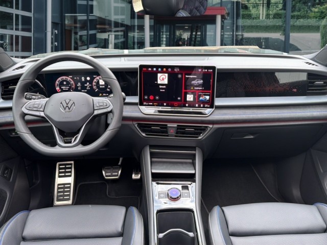VOLKSWAGEN TAYRON 1.5 eTSI R-LINE 7PERS/TREKHAAK/PANO-DAK/ELEK-KLEP/CAMERA/ACC, Vortkamp Enschede, Enschede