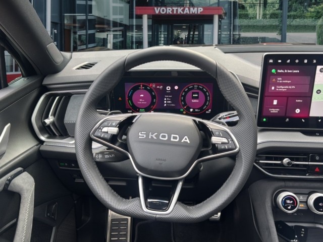 SKODA KODIAQ 1.5 TSI E-HYBRID SPORTLINE TREKHAAK/CAMERA/PANO-DAK/ELEK-KLEP/ACC/MEM/STOELVERW, Vortkamp Enschede, Enschede