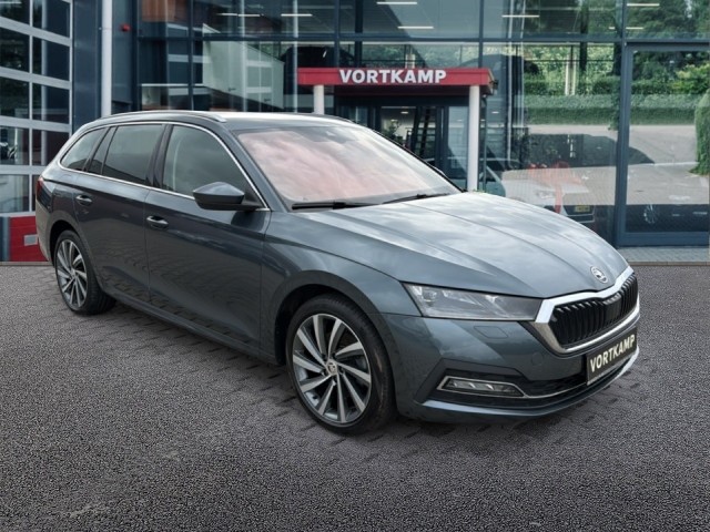 SKODA OCTAVIA 1.4 TSI iV STYLE TREKHAAK/ELEK-KLEP/CAMERA/MEM/ACC/STOEL+STUURVERW, Vortkamp Enschede, Enschede