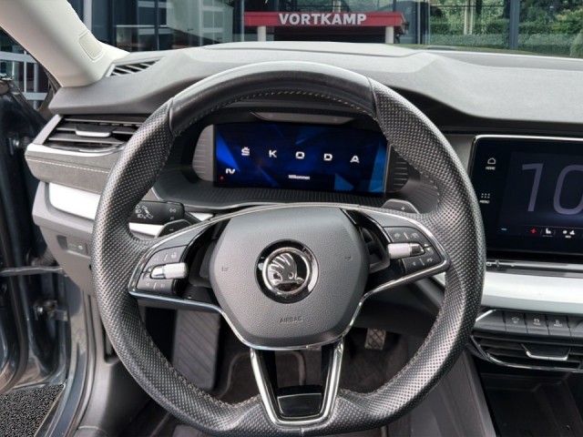 SKODA OCTAVIA 1.4 TSI iV STYLE TREKHAAK/ELEK-KLEP/CAMERA/MEM/ACC/STOEL+STUURVERW, Vortkamp Enschede, Enschede