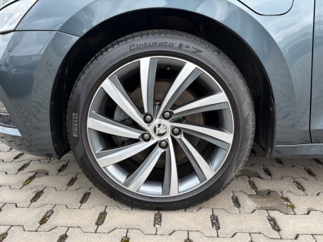 SKODA OCTAVIA 1.4 TSI iV STYLE TREKHAAK/ELEK-KLEP/CAMERA/MEM/ACC/STOEL+STUURVERW, Vortkamp Enschede, Enschede