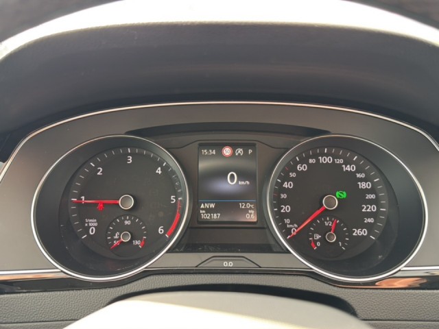 VOLKSWAGEN PASSAT 2.0 TDI BUSINESS TREKHAAK/CAMERA/ELEK-KLEP/IQ/ACC/STOEL+STUURVERW, Vortkamp Enschede, Enschede