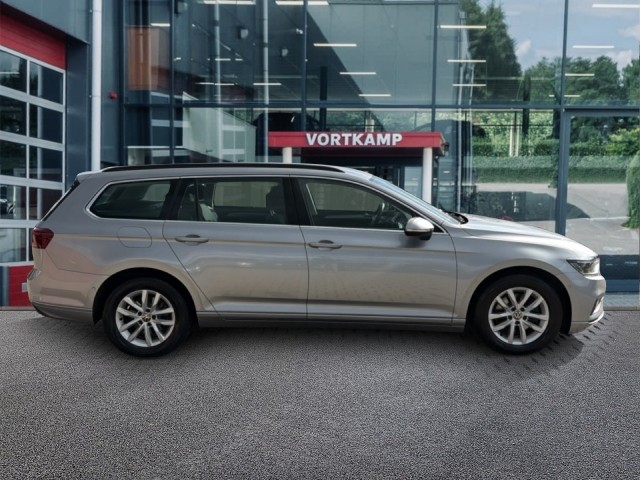 VOLKSWAGEN PASSAT 2.0 TDI BUSINESS TREKHAAK/CAMERA/ELEK-KLEP/IQ/ACC/STOEL+STUURVERW, Vortkamp Enschede, Enschede
