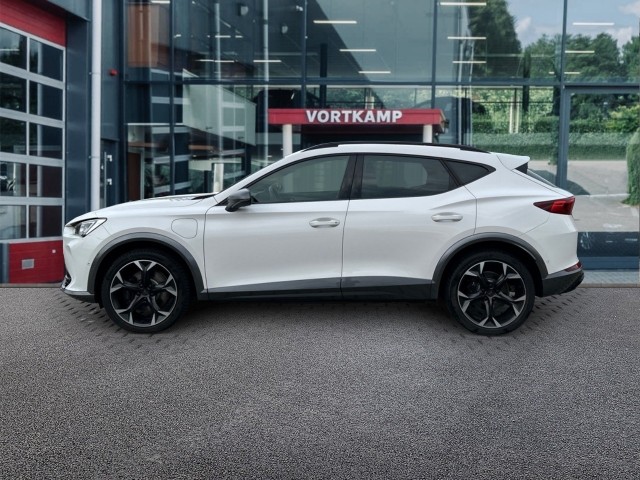 CUPRA FORMENTOR 1.4 TSI E-HYBRID VZ PERFORMANCE BUCKET-SEATS/TREKHAAK/CAMERA/ELEK-KLEP/STOELVERW, Vortkamp Enschede, Enschede
