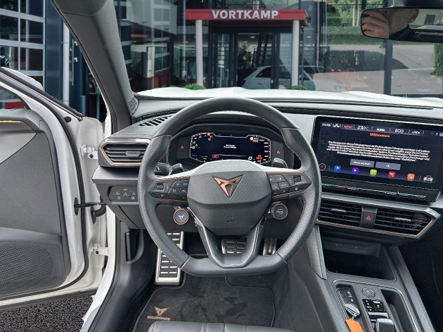CUPRA FORMENTOR 1.4 TSI E-HYBRID VZ PERFORMANCE BUCKET-SEATS/TREKHAAK/CAMERA/ELEK-KLEP/STOELVERW, Vortkamp Enschede, Enschede