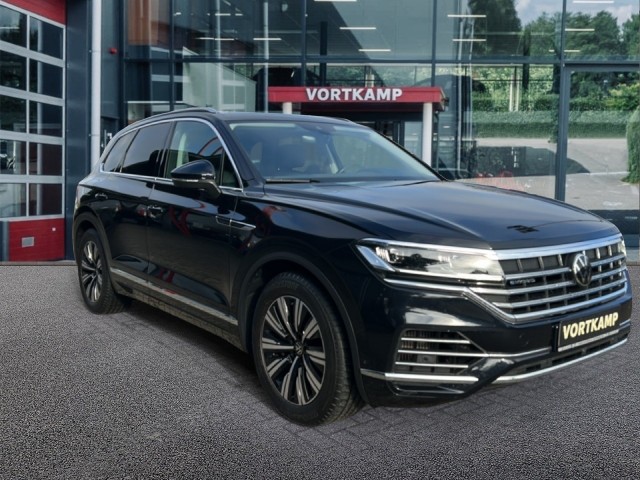 VOLKSWAGEN TOUAREG 3.0 TSI E-HYBRID 4MOTION TREKHAAK/PANO-DAK/ELEK-KLEP/360CAM/LEDER/ACC/STOELVERW, Vortkamp Enschede, Enschede
