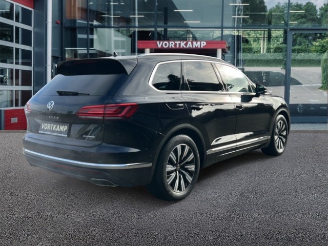 VOLKSWAGEN TOUAREG 3.0 TSI E-HYBRID 4MOTION TREKHAAK/PANO-DAK/ELEK-KLEP/360CAM/LEDER/ACC/STOELVERW, Vortkamp Enschede, Enschede