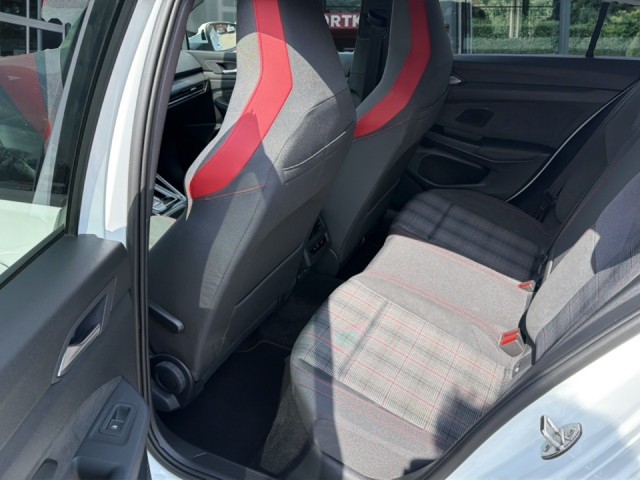 VOLKSWAGEN GOLF 2.0 TSI GTI PANO-DAK/HARMAN-KARDON/PDC/HUD/ACC/Q/STOEL+STUURVERW, Vortkamp Enschede, Enschede