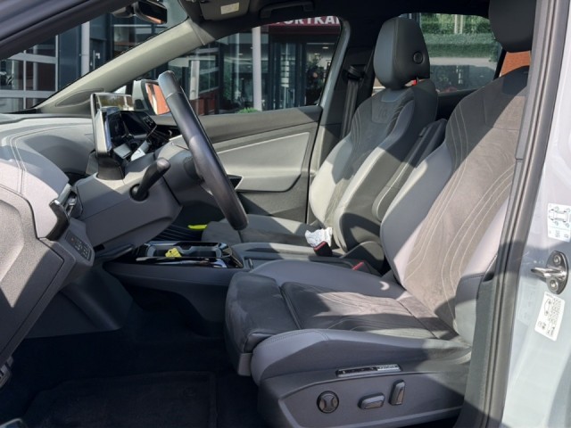 VOLKSWAGEN ID.5 PRO PERFORMANCE 150 KW GLAZEN-DAK/ELEK-KLEP/360CAM/ACC/MEM/STOELVERW, Vortkamp Enschede, Enschede