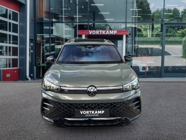 VOLKSWAGEN TIGUAN 1.5 TSI HYBRID R-LINE TREKHAAK/PANO-DAK/ELEK-KLEP/360CAM/ACC/HK/MEM/STOELVERW, Vortkamp Enschede, Enschede