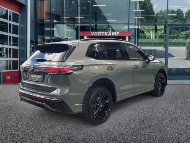 VOLKSWAGEN TIGUAN 1.5 TSI HYBRID R-LINE TREKHAAK/PANO-DAK/ELEK-KLEP/360CAM/ACC/HK/MEM/STOELVERW, Vortkamp Enschede, Enschede