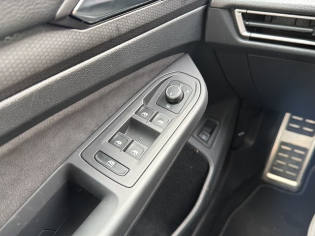 VOLKSWAGEN GOLF 1.4 TSI GTE CAMERA/ACC/IQ-LIGHTS/STOEL+STUURVERW/NAVI/CARPLAY, Vortkamp Enschede, Enschede