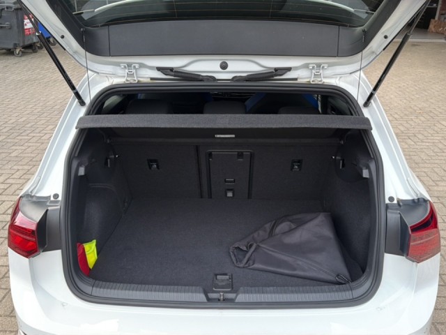 VOLKSWAGEN GOLF 1.4 TSI GTE CAMERA/ACC/IQ-LIGHTS/STOEL+STUURVERW/NAVI/CARPLAY, Vortkamp Enschede, Enschede