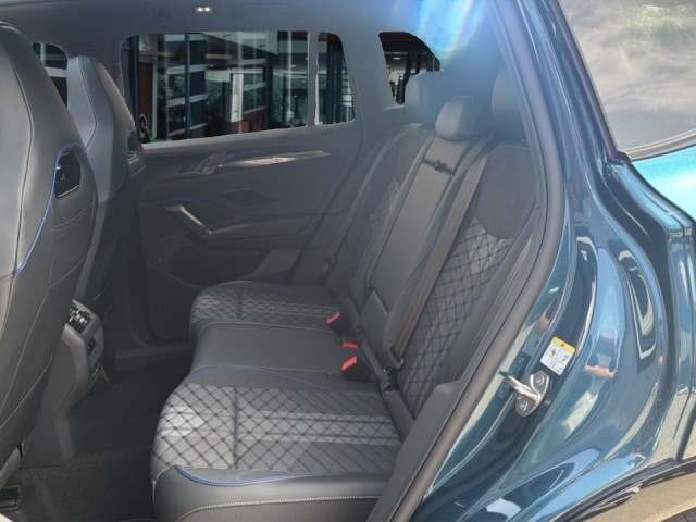 VOLKSWAGEN TIGUAN 1.5 eTSI R-LINE TREKHAAK/PANO-DAK/ELEK-KLEP/CAMERA/ACC/HUD/STOEL+STUURVERW, Vortkamp Enschede, Enschede